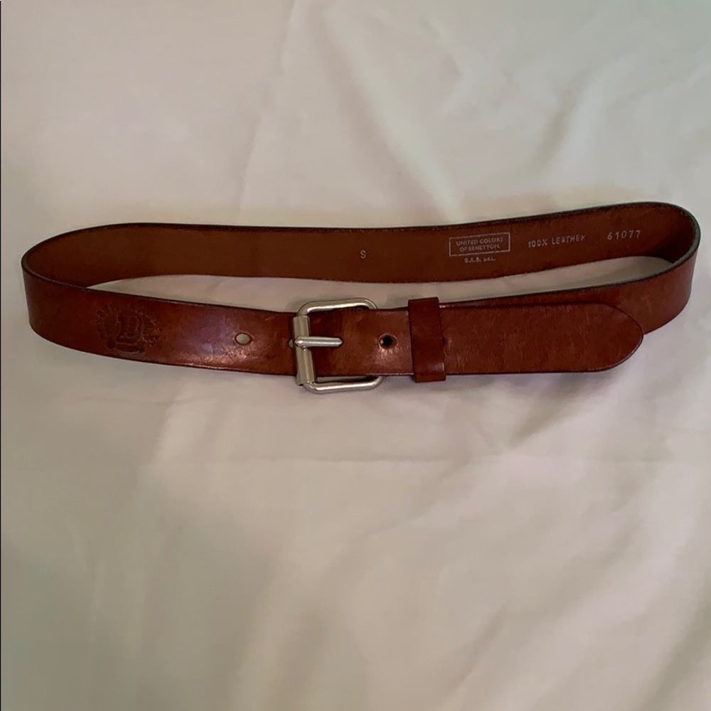 Beautiful leather United Colors of Benetton belt